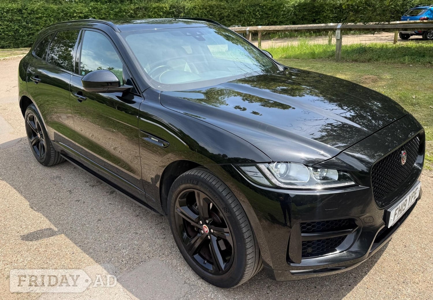 Jaguar F-Pace 2019 in Waltham Abbey