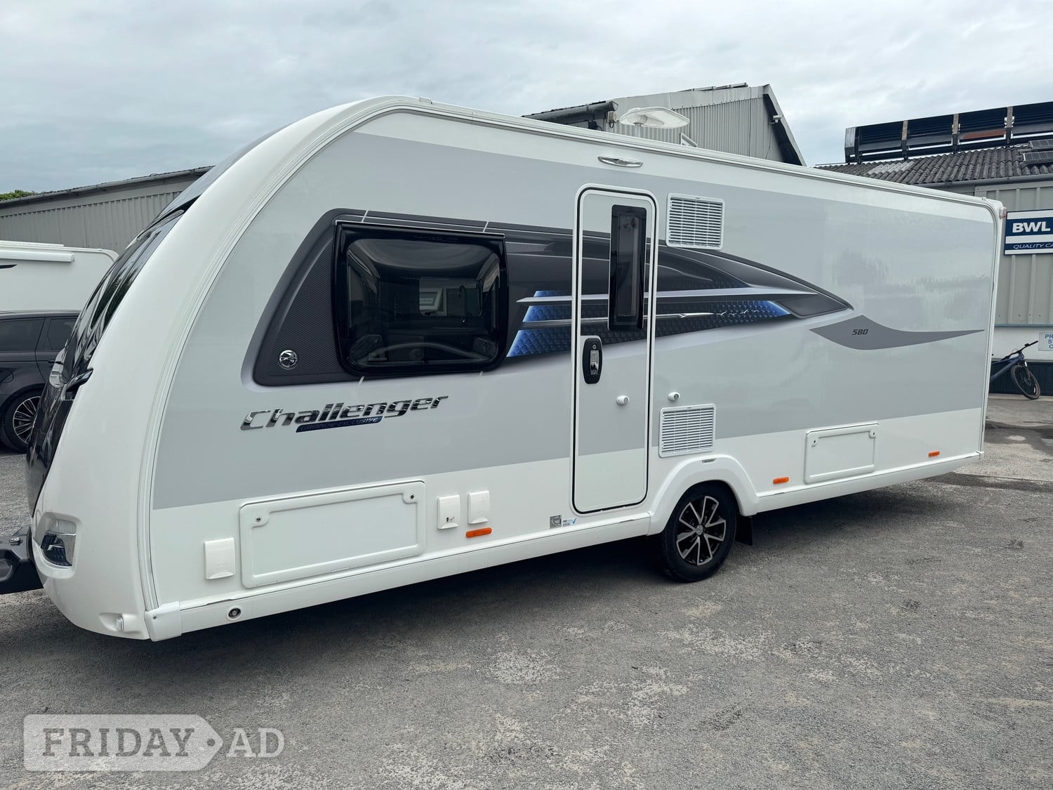 [ berth ]Swift Challenger Exclusive 580