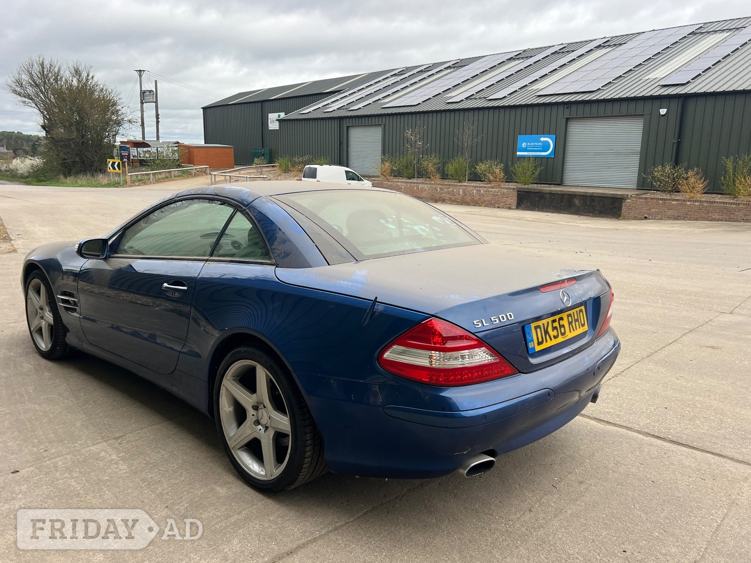 [ berth ]Mercedes-Benz SL500