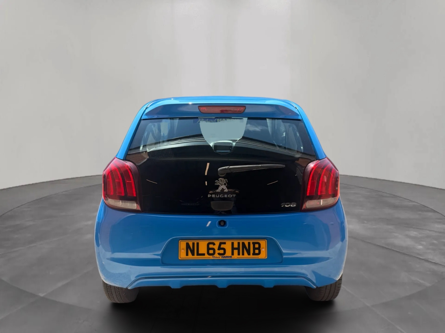 Peugeot 108 2015 - Cars