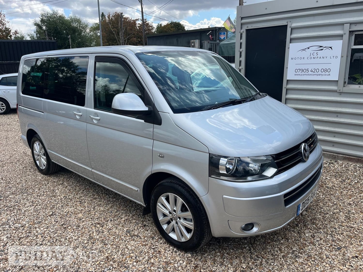 Volkswagen Caravelle 2015 - Cars