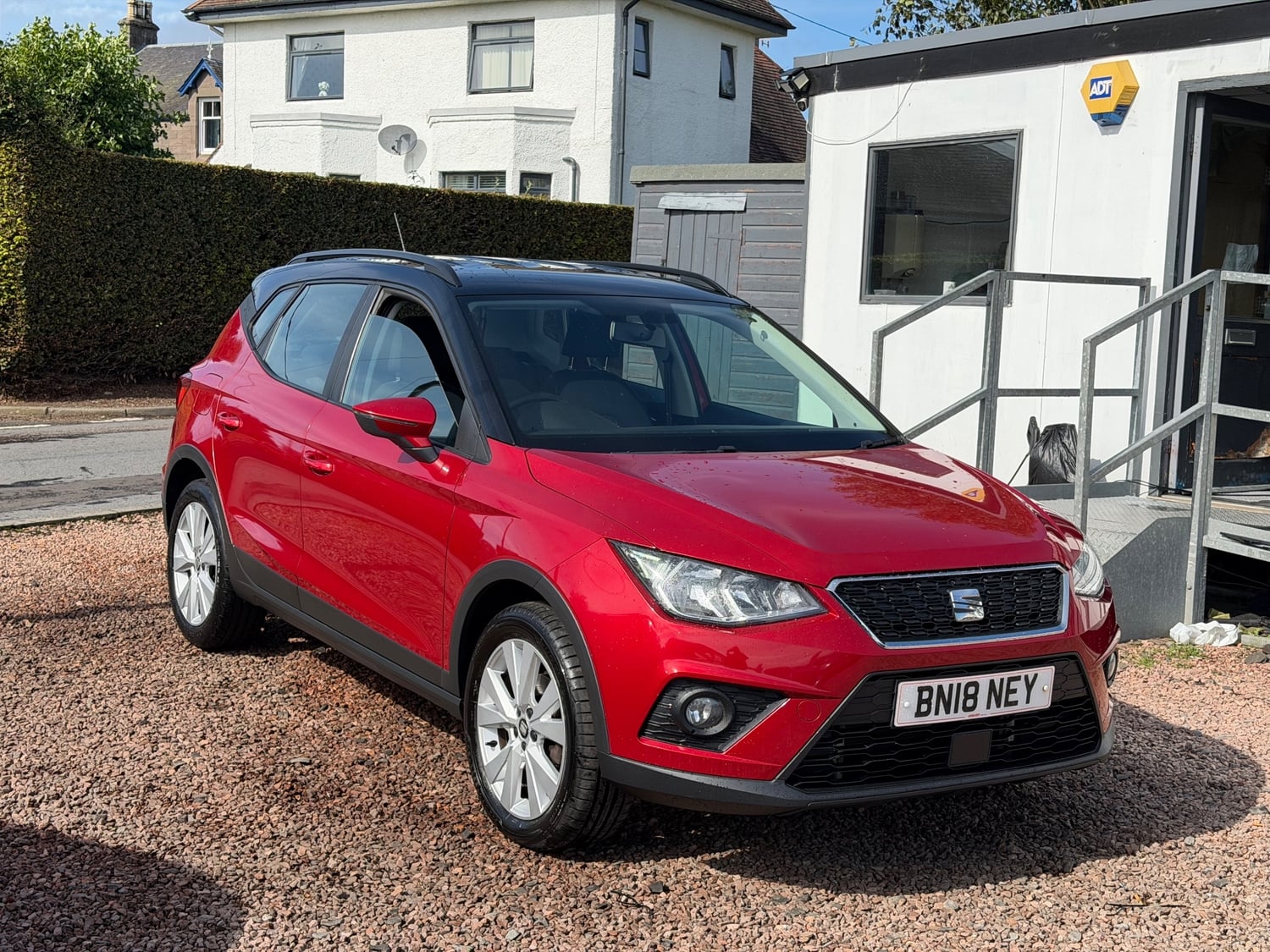 [ berth ]SEAT Arona