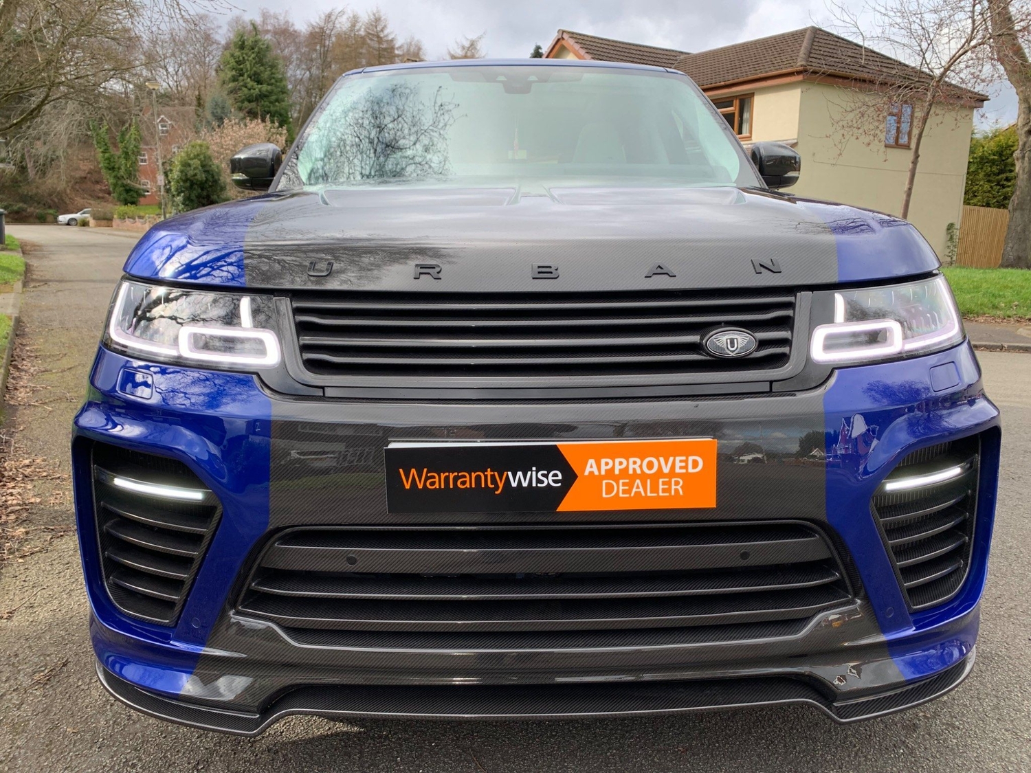 [ berth ]Land Rover Range Rover Sport