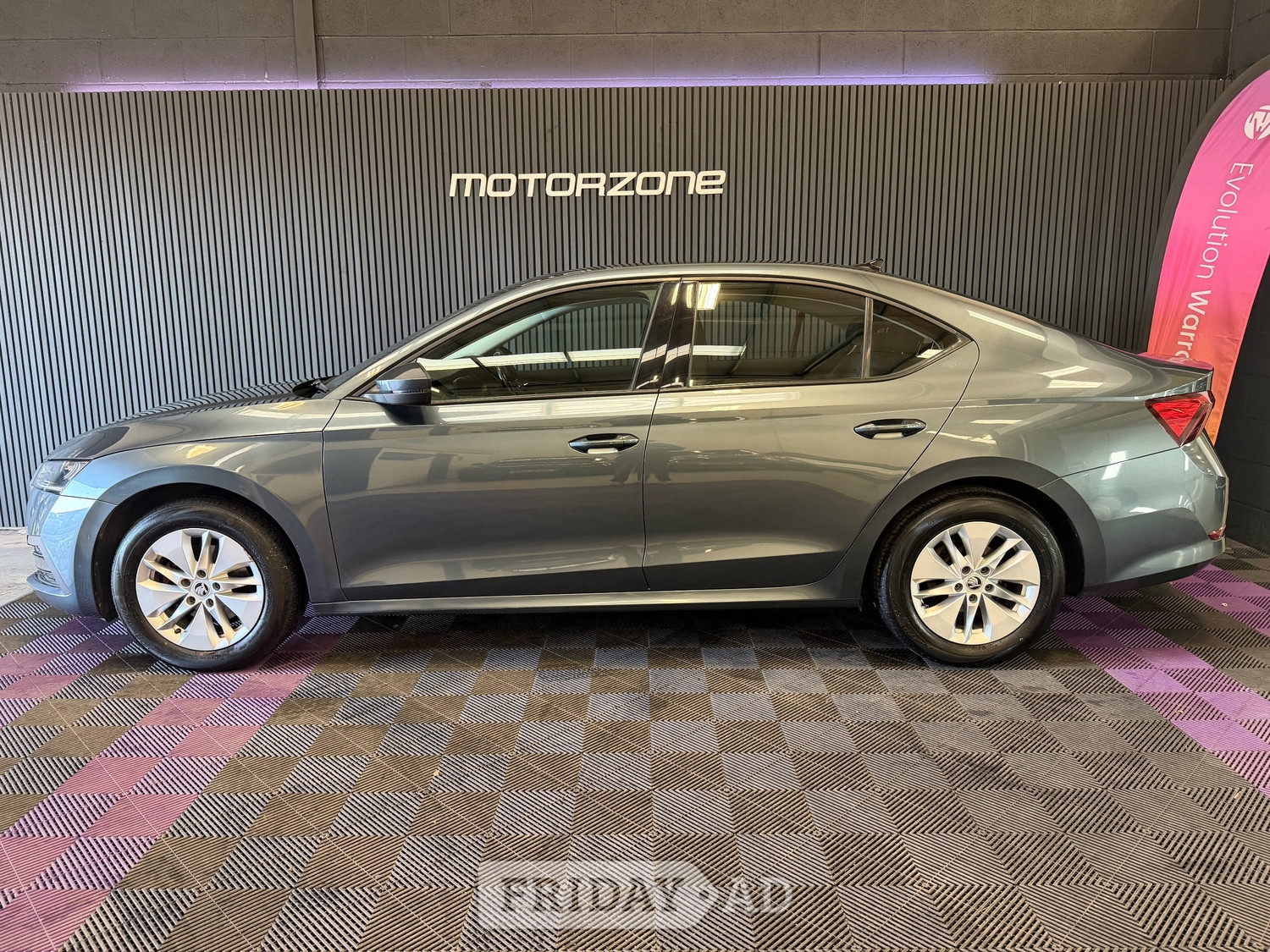 Skoda Octavia 2021 - Cars