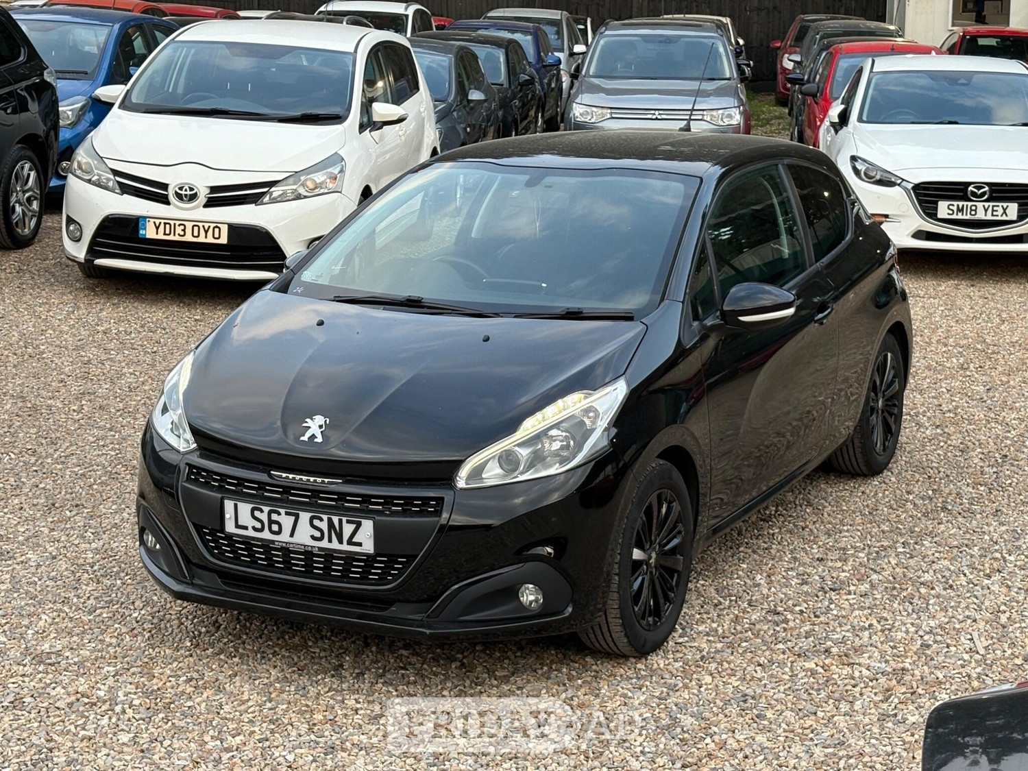 [ berth ]Peugeot 208