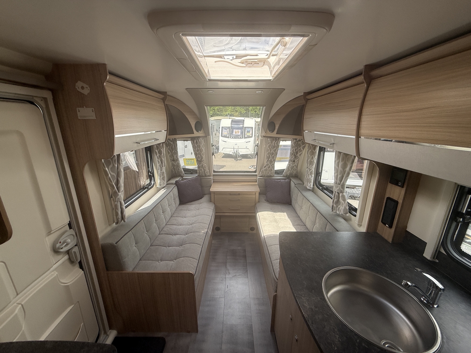 [4 berth ]Bailey Phoenix+ 644