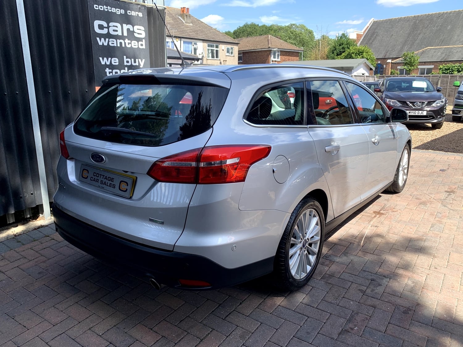 [ berth ]Ford Focus