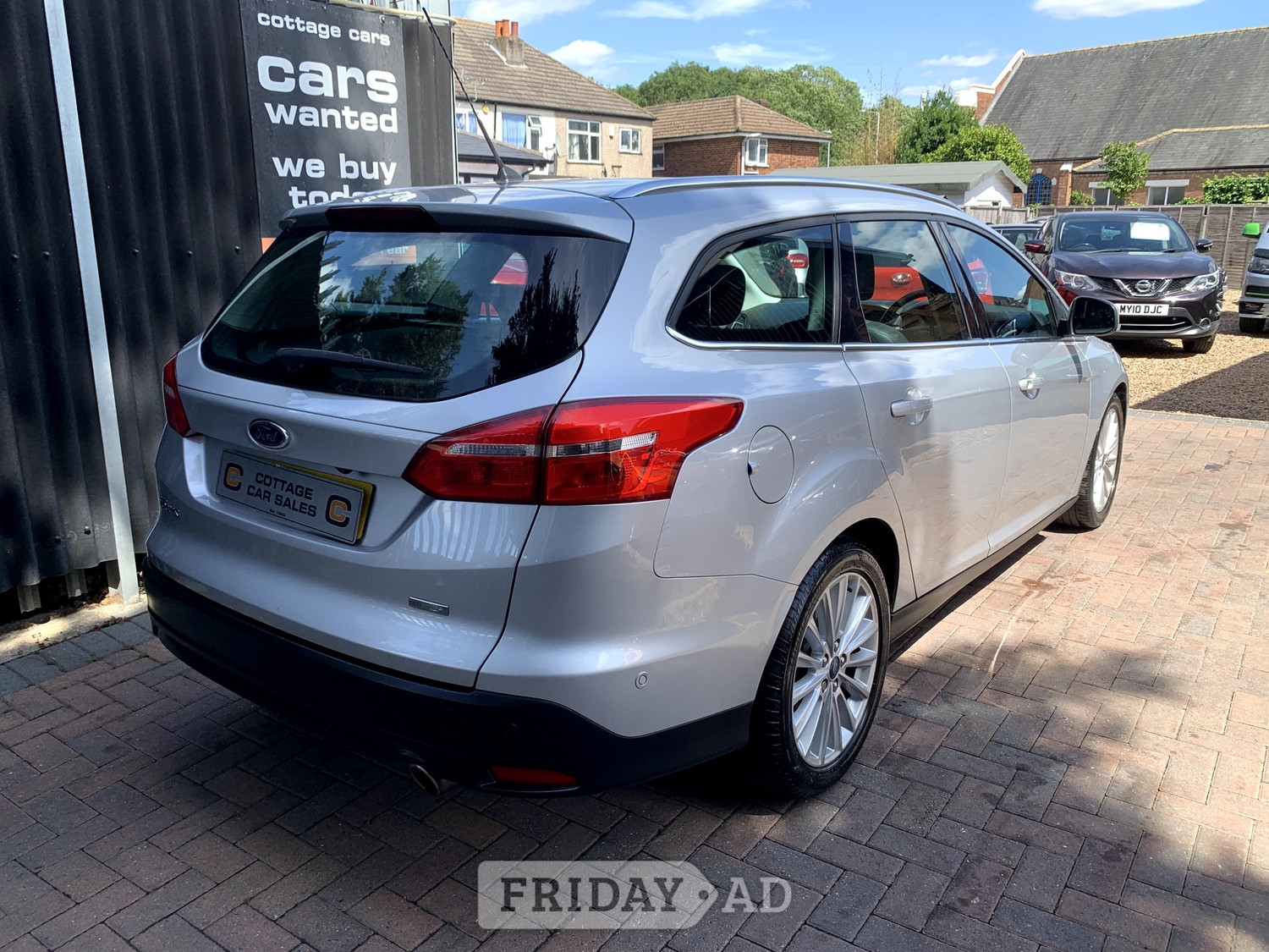 [ berth ]Ford Focus