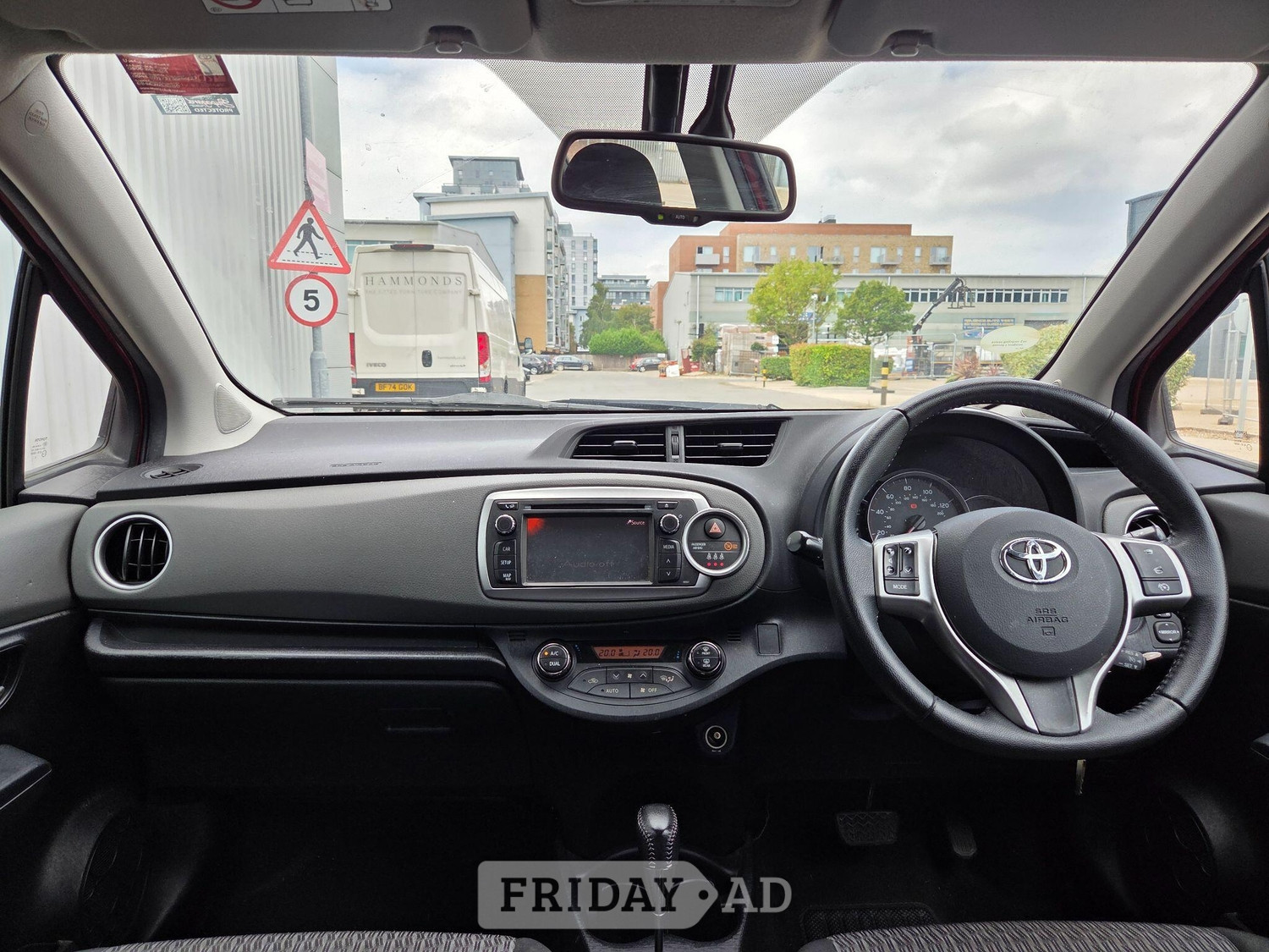 [ berth ]Toyota Yaris