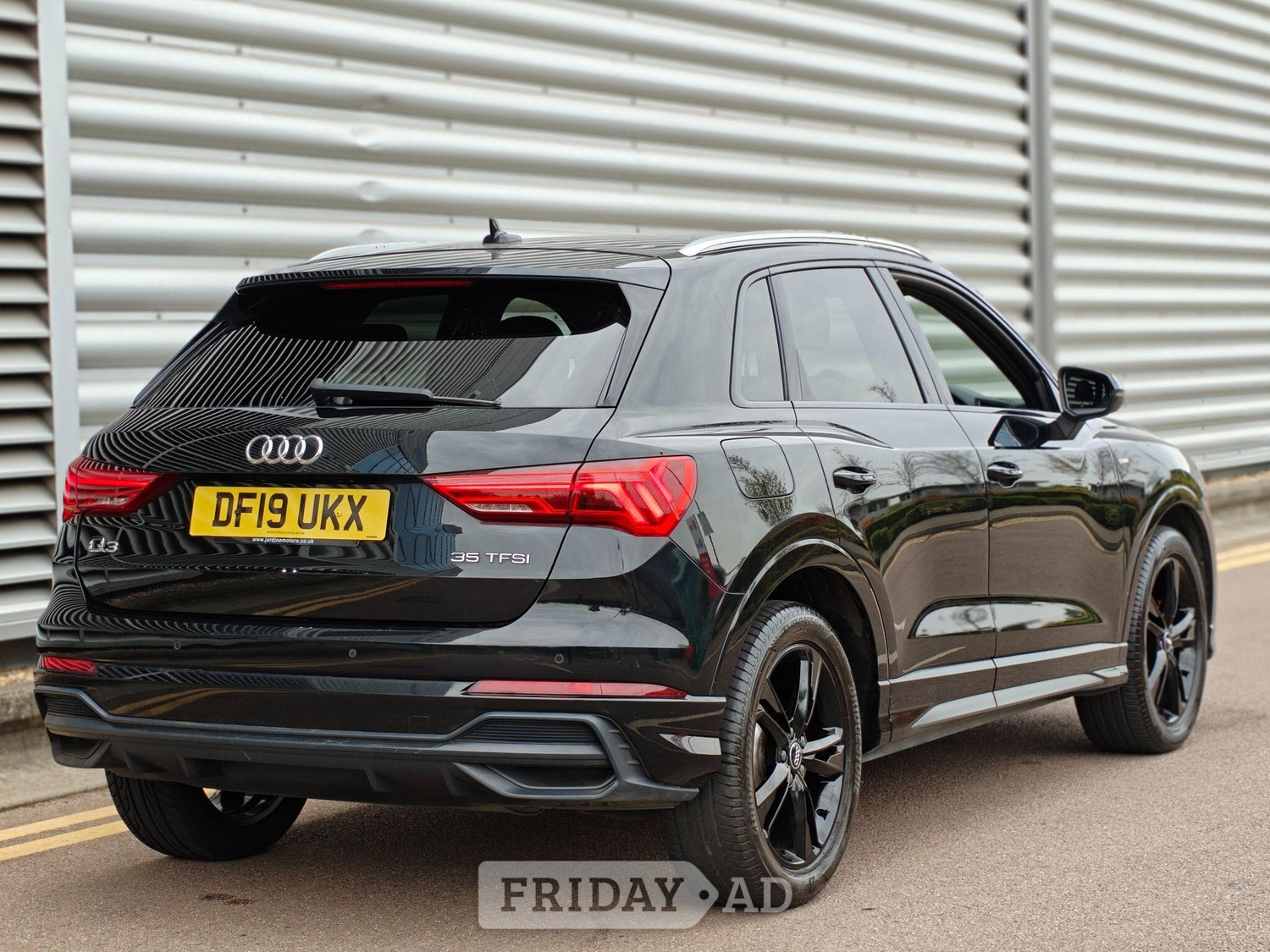 Audi Q3 2019 - Cars