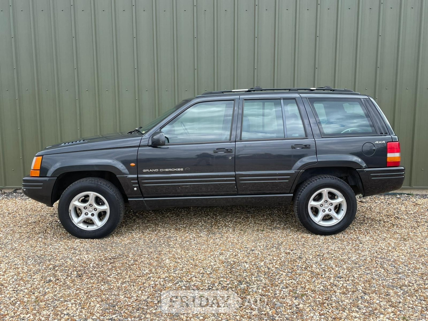 Jeep Grand Cherokee 1998 - Cars