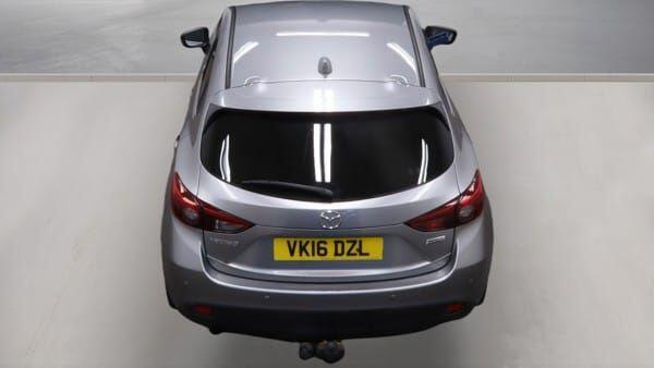 Mazda 3 2016 - Cars in Hillingdon