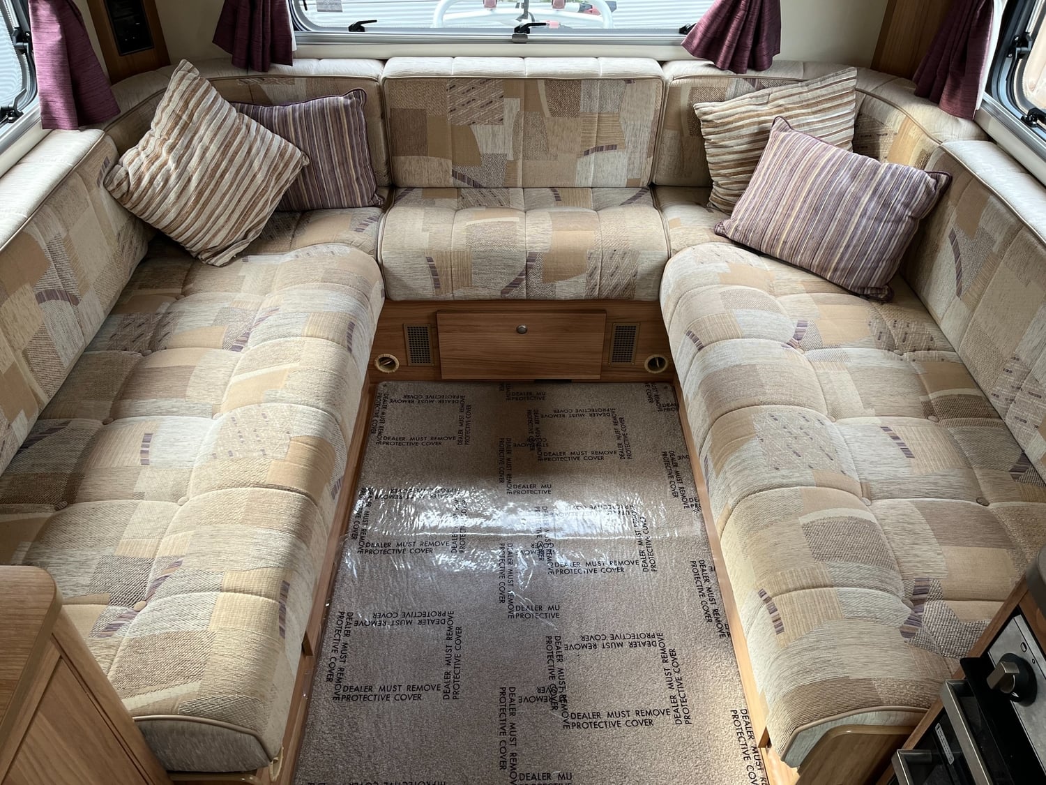 Bailey Approach 625 SE 2013 - Motorhomes & Caravans