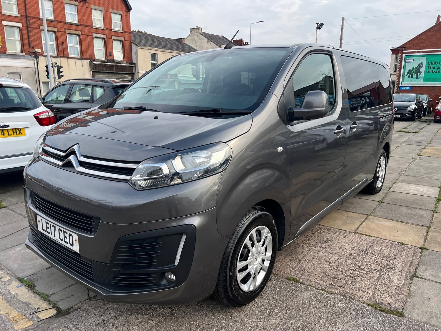 Citroen Spacetourer 2017 - Cars