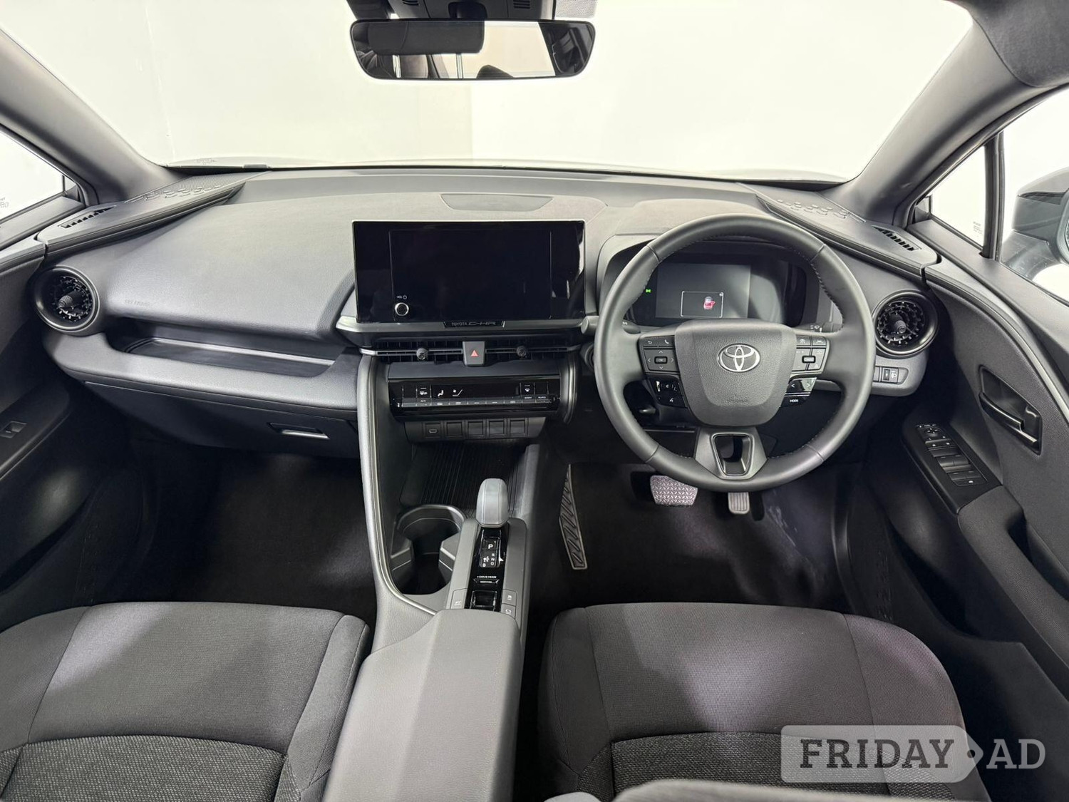 [ berth ]Toyota C-HR