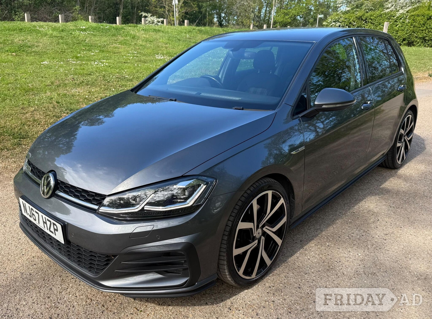 [ berth ]Volkswagen Golf