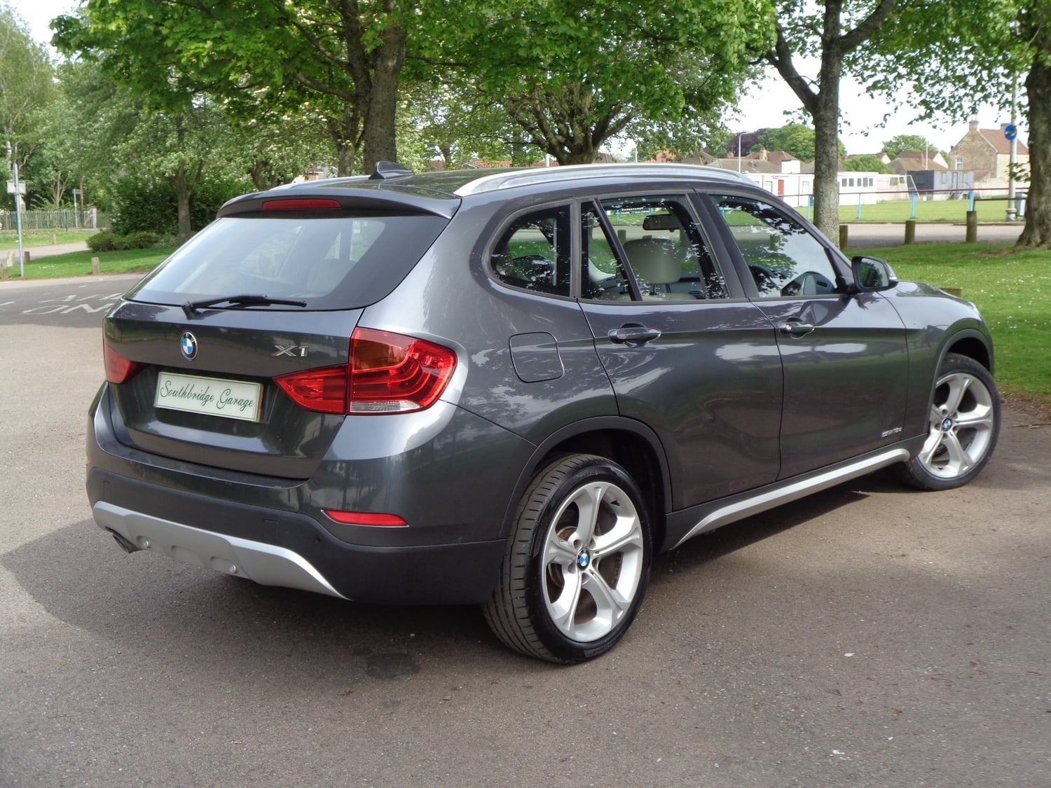 [ berth ]BMW X1