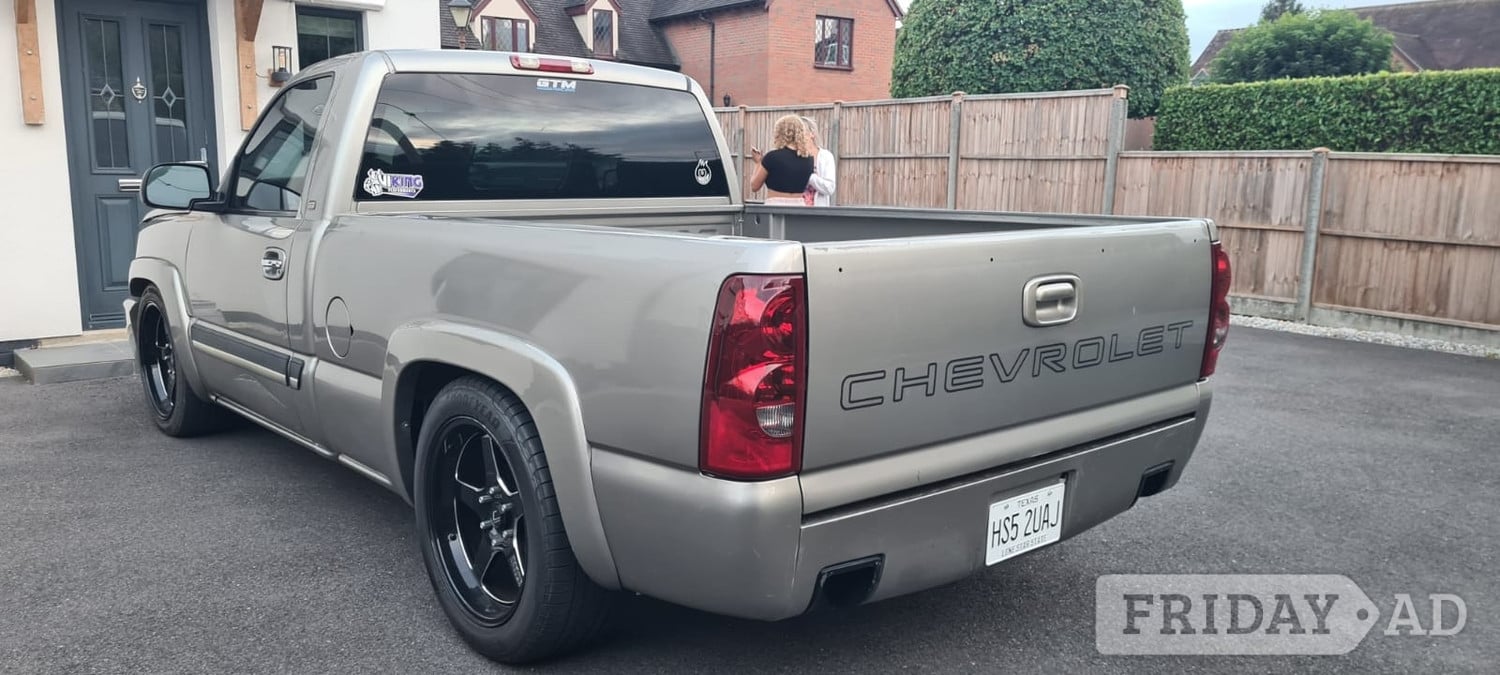 Chevrolet Silverado 2003 - Cars in Bicester