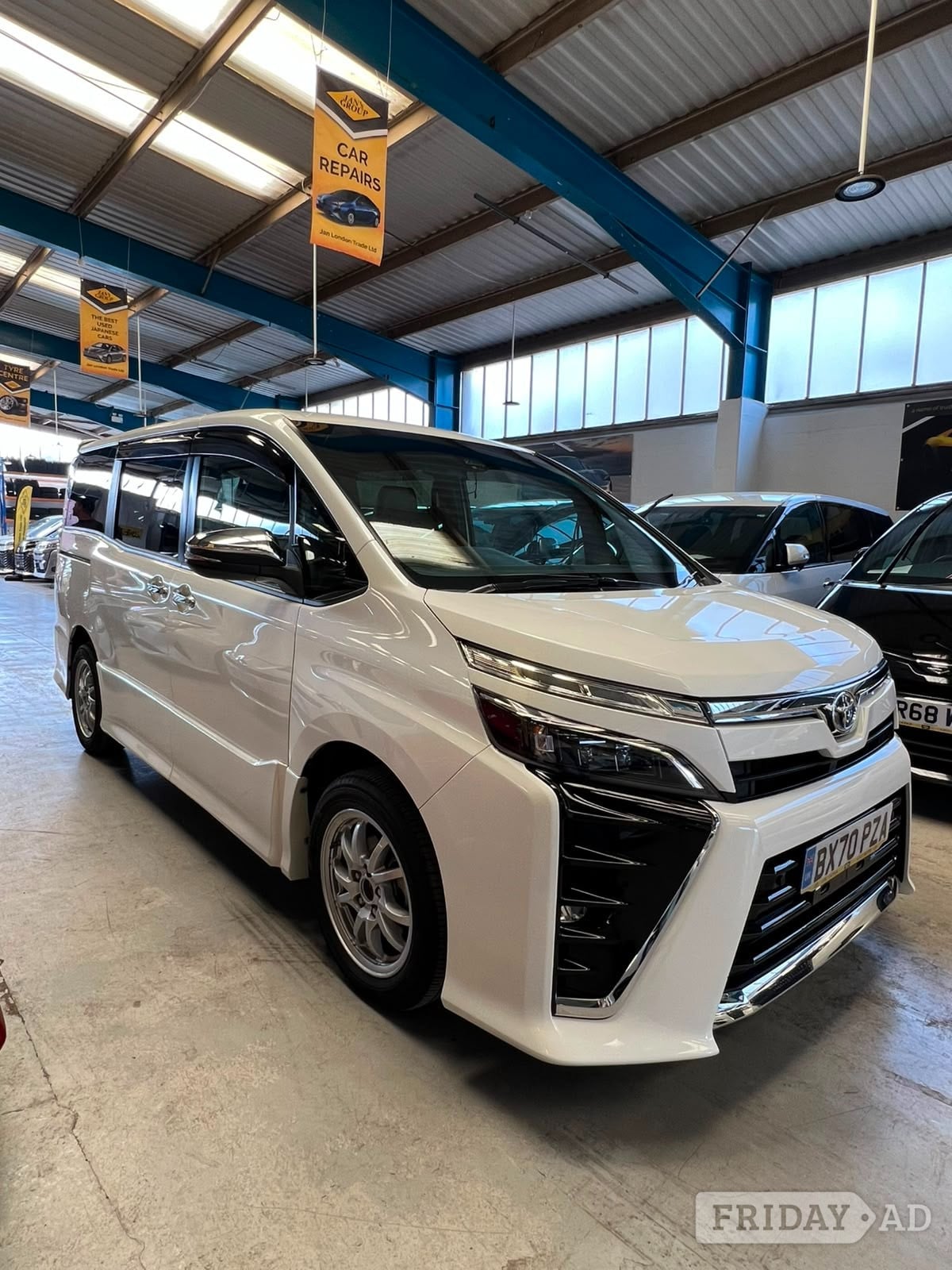 Toyota Voxy 2020 in Birmingham