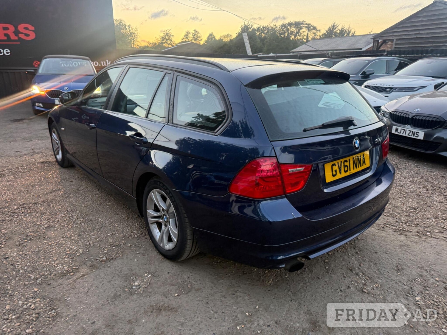 [ berth ]BMW 3 Series