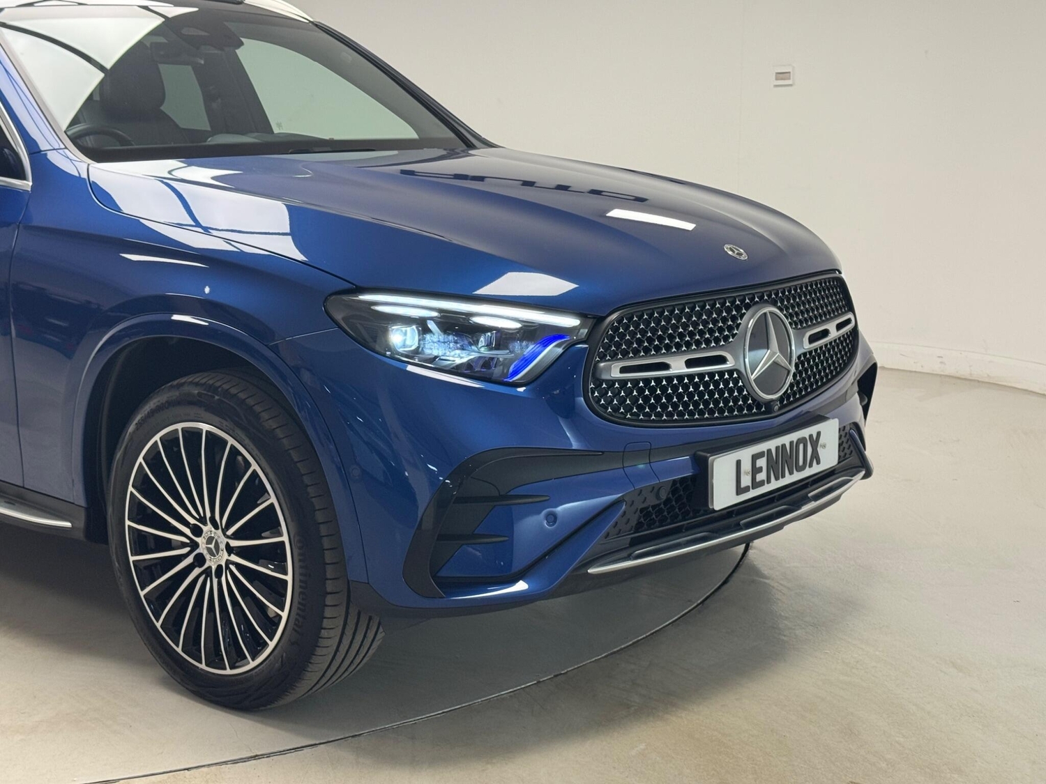 Mercedes-Benz GLC 2024 - Cars