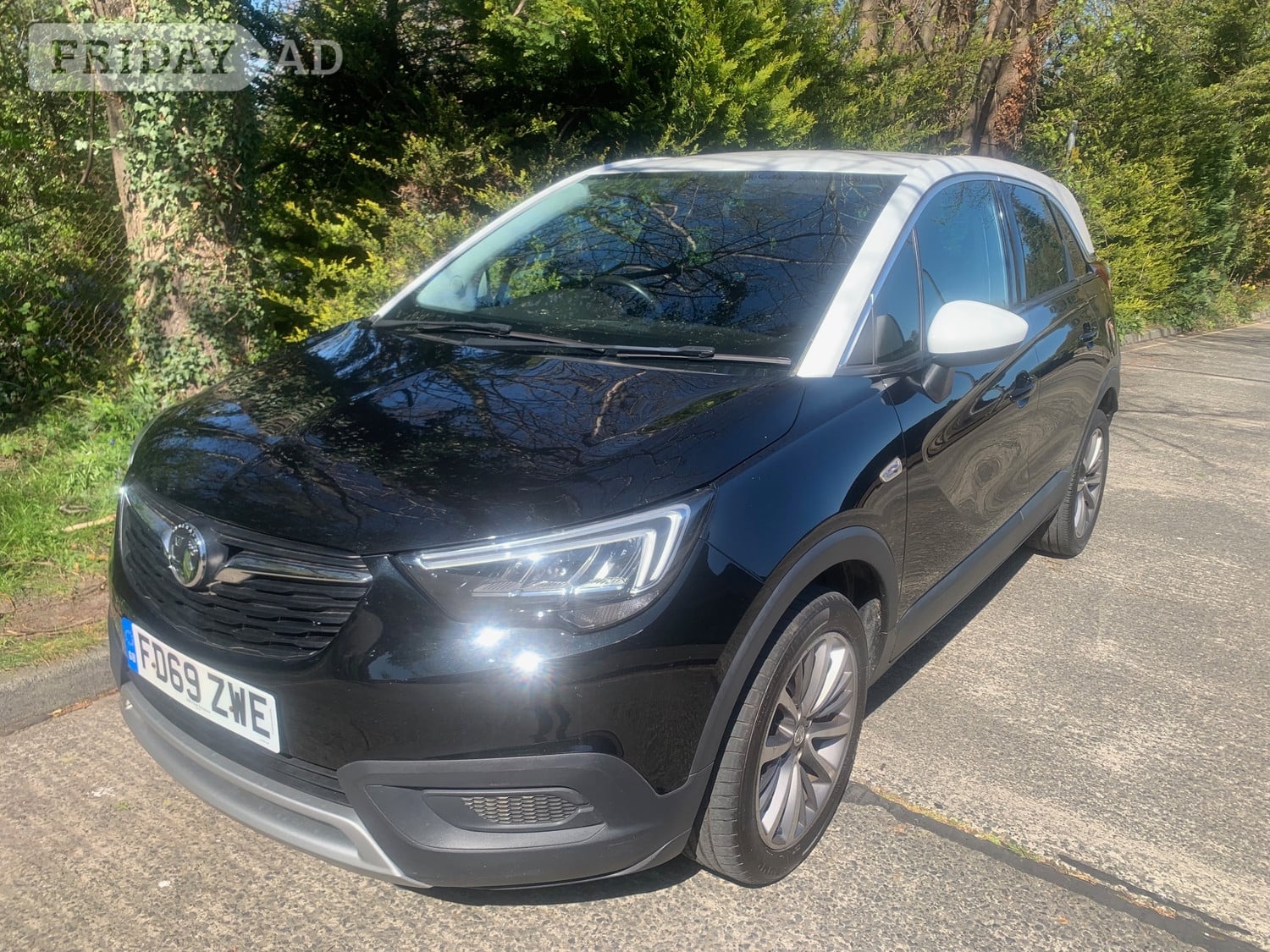 Vauxhall Crossland X 2019 in Epsom
