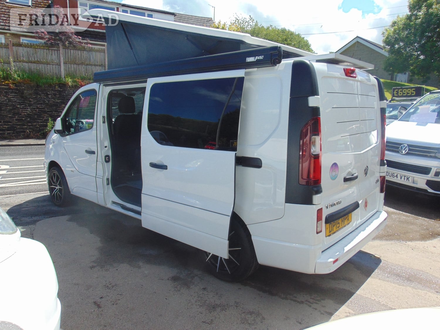 Vauxhall Vivaro 2015 - Vans & Commercial Vehicles in Keighley