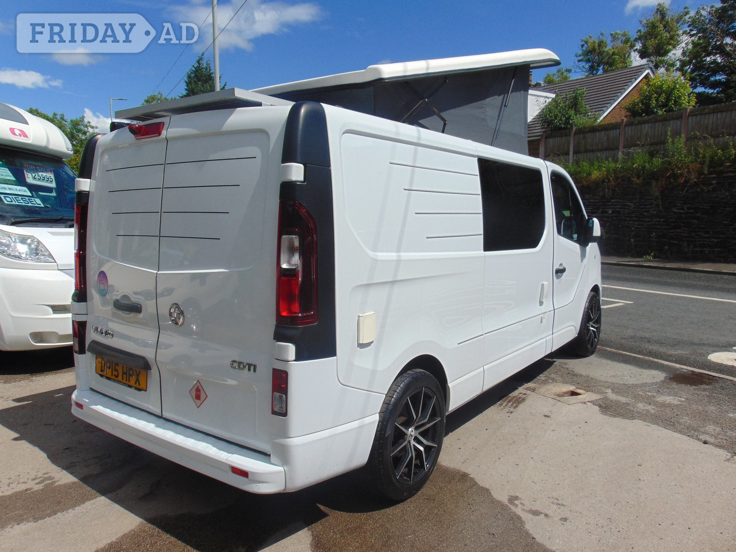 Vauxhall Vivaro 2015 - Vans & Commercial Vehicles