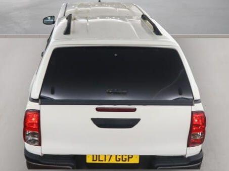 Toyota Hilux 2017 - Vans & Commercial Vehicles in Hillingdon