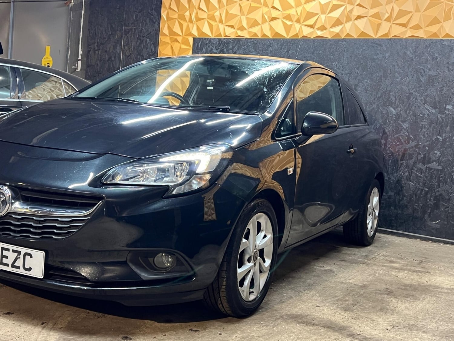 [ berth ]Vauxhall Corsa