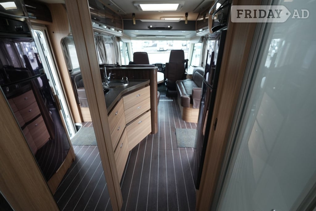 [6 berth ]Knaus Sun i 900 LX