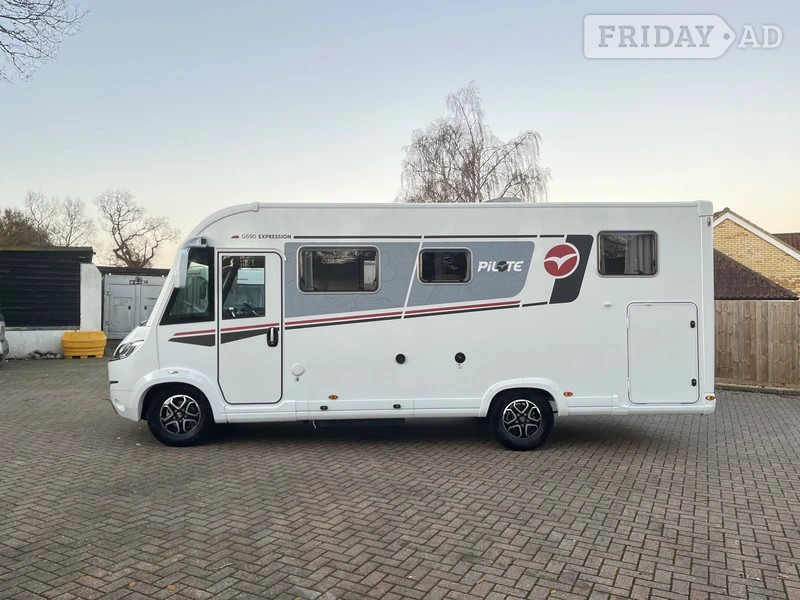 [4 berth ]Pilote Galaxy G690GJ Expression