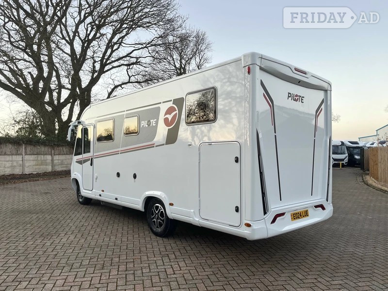 Pilote Galaxy G690GJ Expression 2024 for sale - Motorhomes & Caravans in Halstead