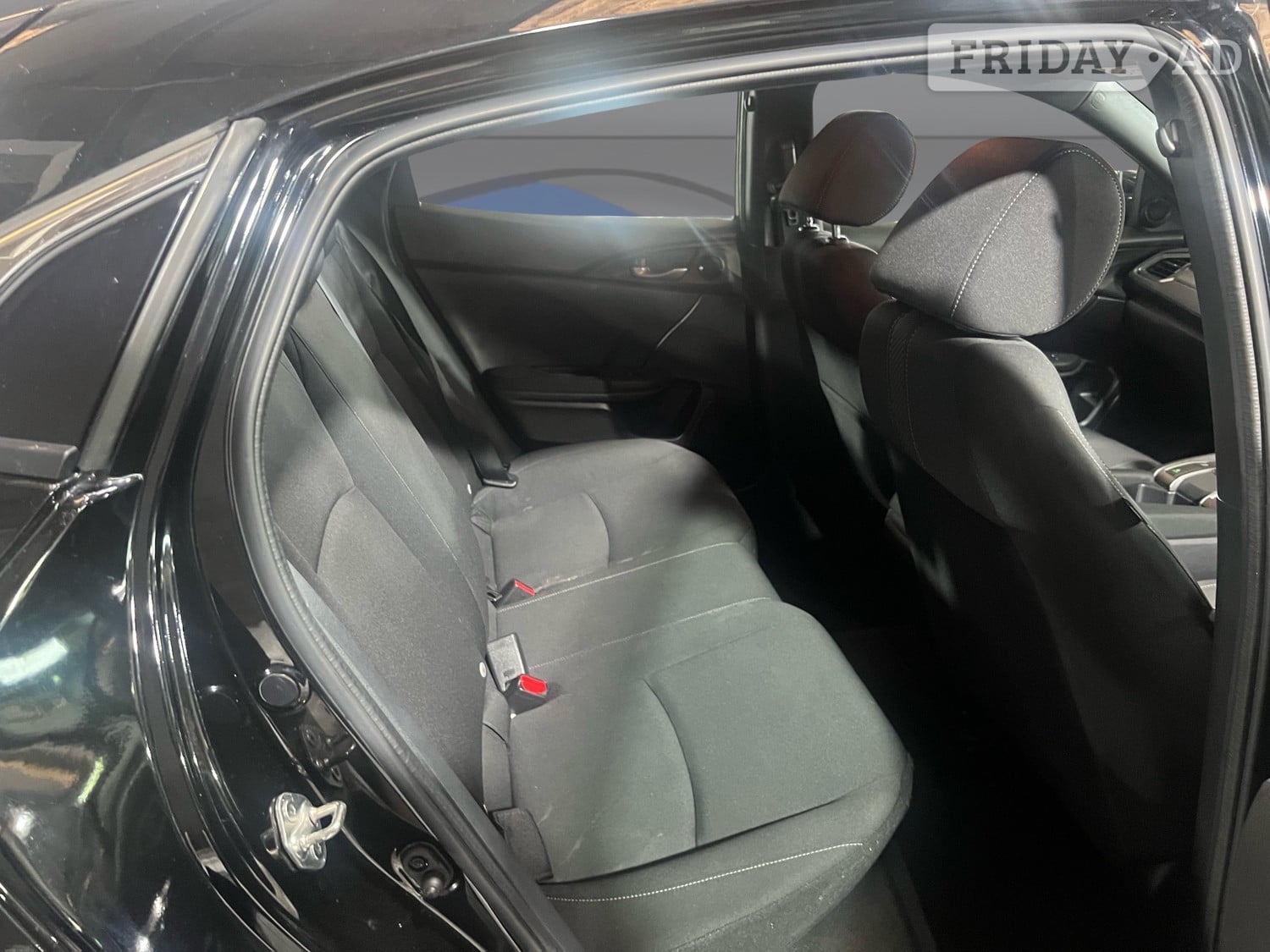 Honda Civic 2018 - Cars