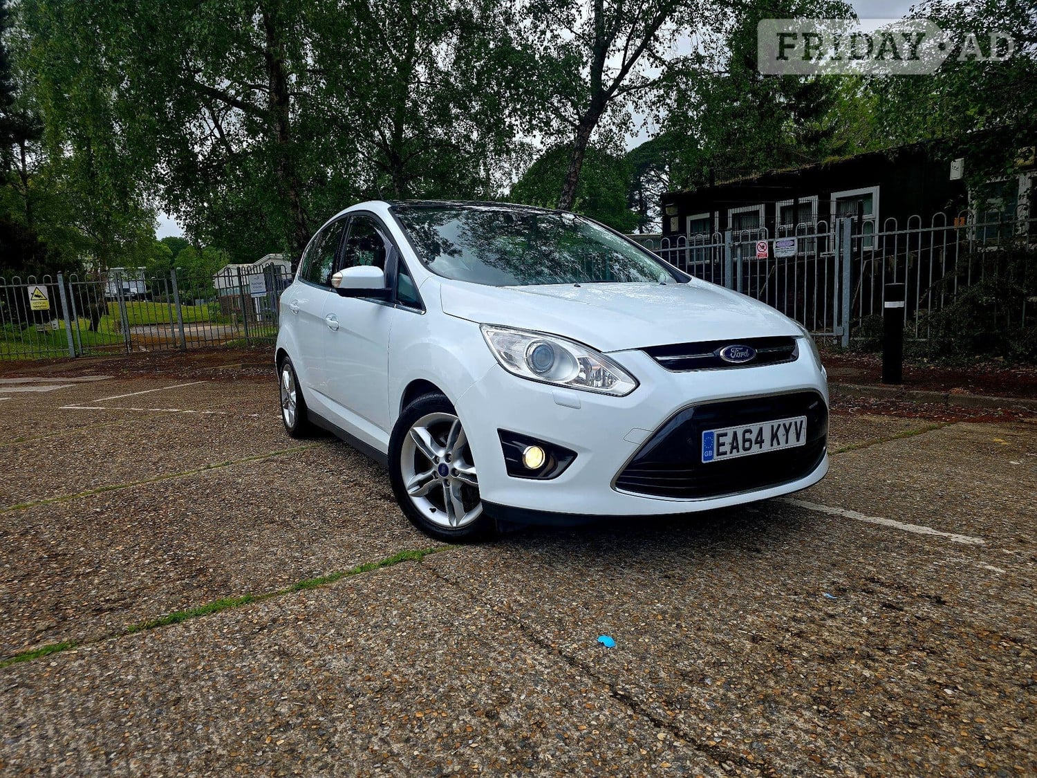 [ berth ]Ford C-MAX
