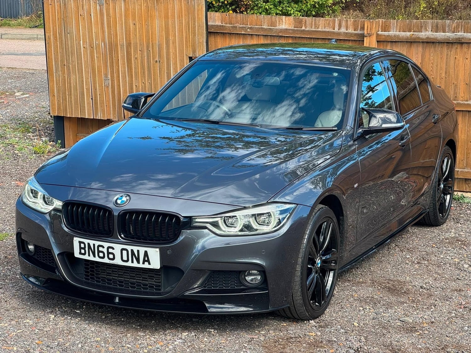 [ berth ]BMW 3 Series
