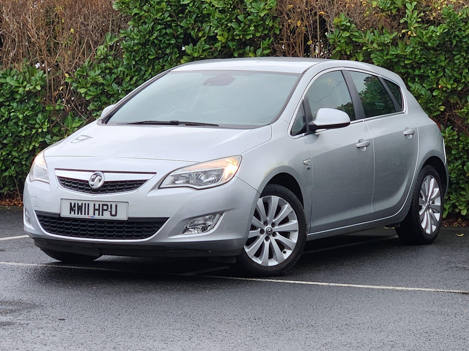 [ berth ]Vauxhall Astra