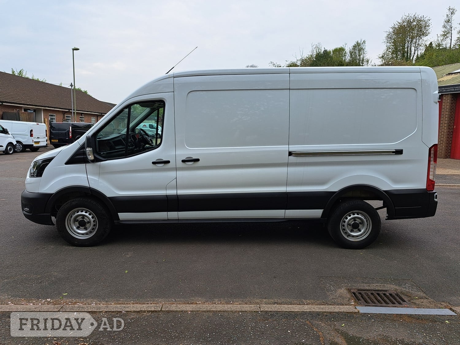 Ford Transit 2024 - Vans & Commercial Vehicles