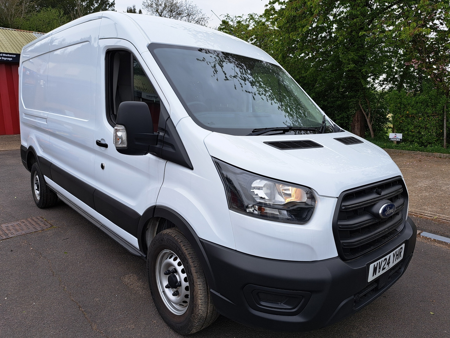 [ berth ]Ford Transit