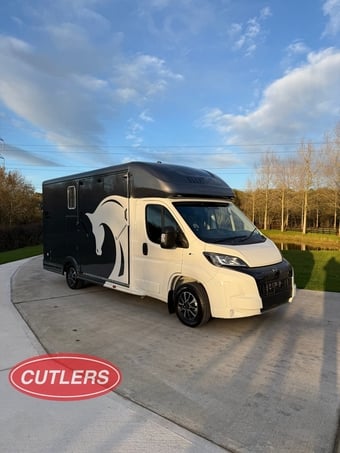 Equi-Trek Equinox Excel Peugeot Horsebox