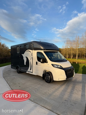 Equi-Trek Equinox Excel Peugeot Horsebox