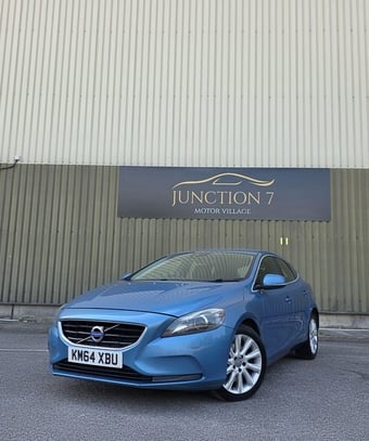 Volvo V40 2015