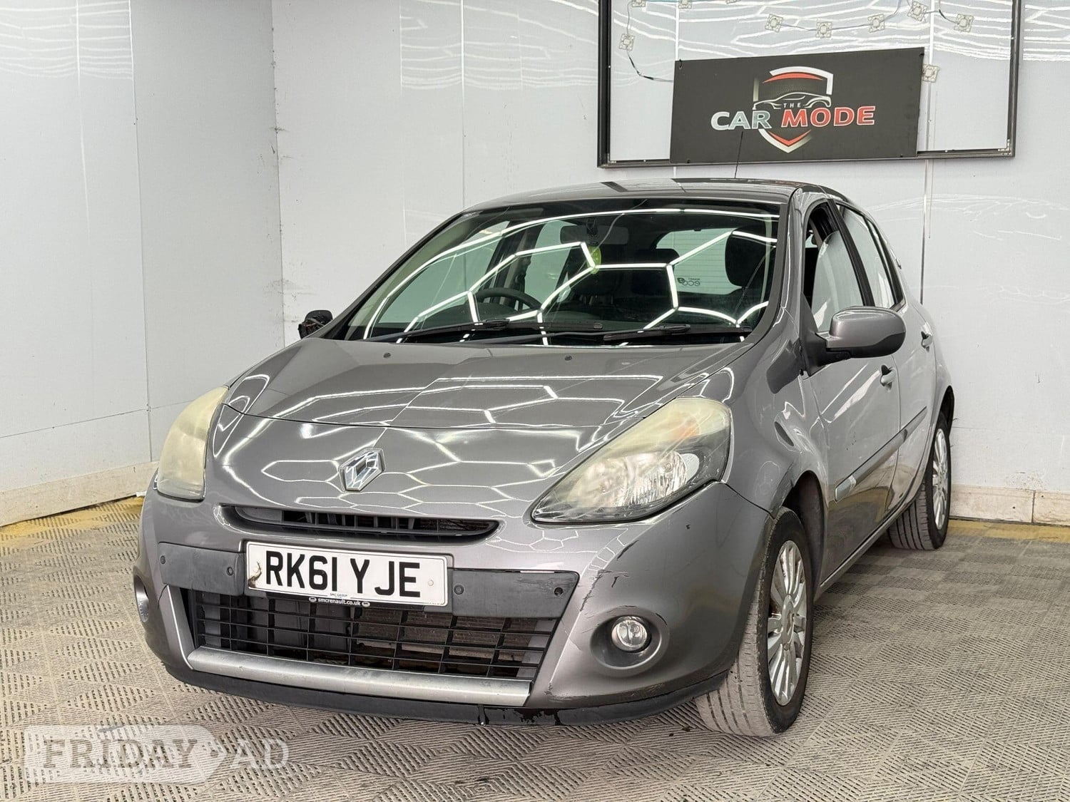 Renault Clio 2011 in Hillingdon