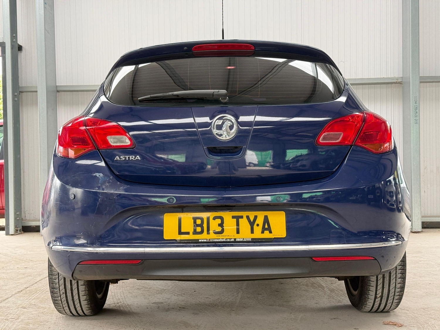 Vauxhall Astra 2013 - Cars