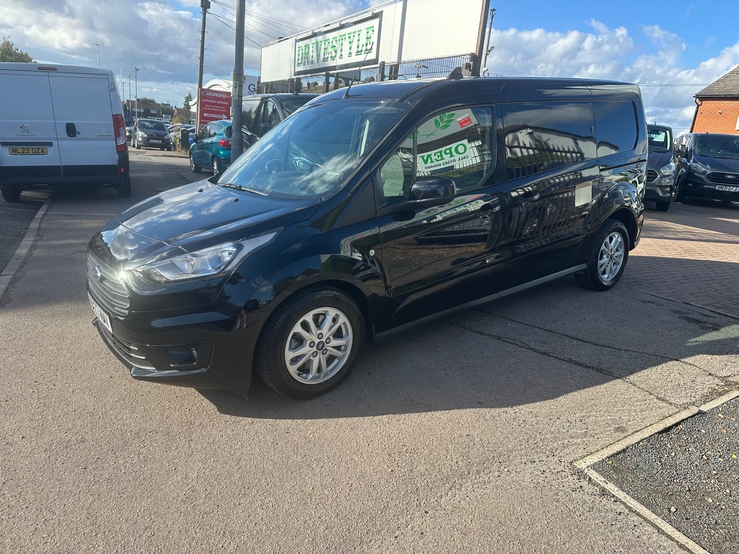 Ford Transit Connect 2023 - Vans & Commercial Vehicles