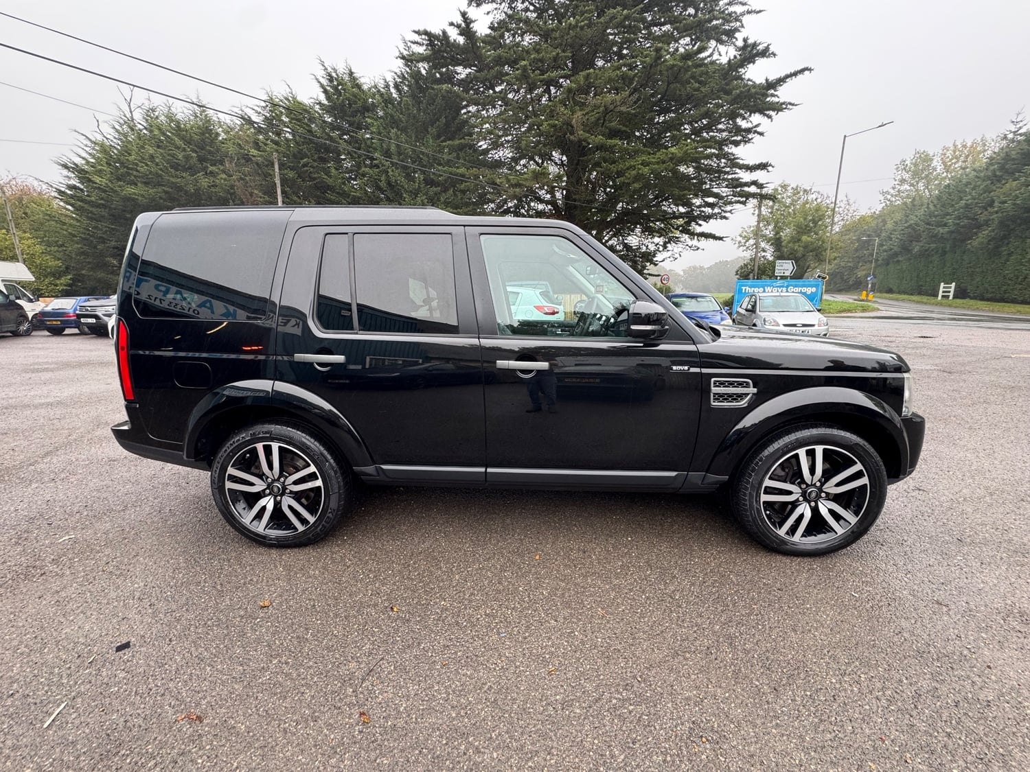 [ berth ]Land Rover Discovery 4