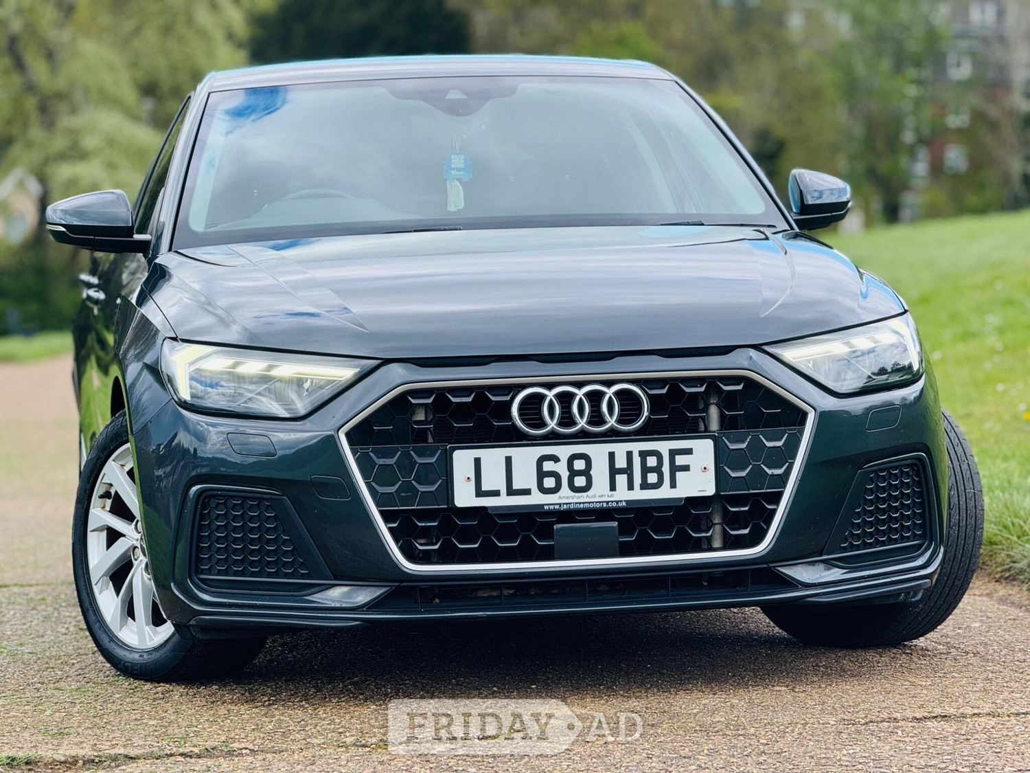 [ berth ]Audi A1