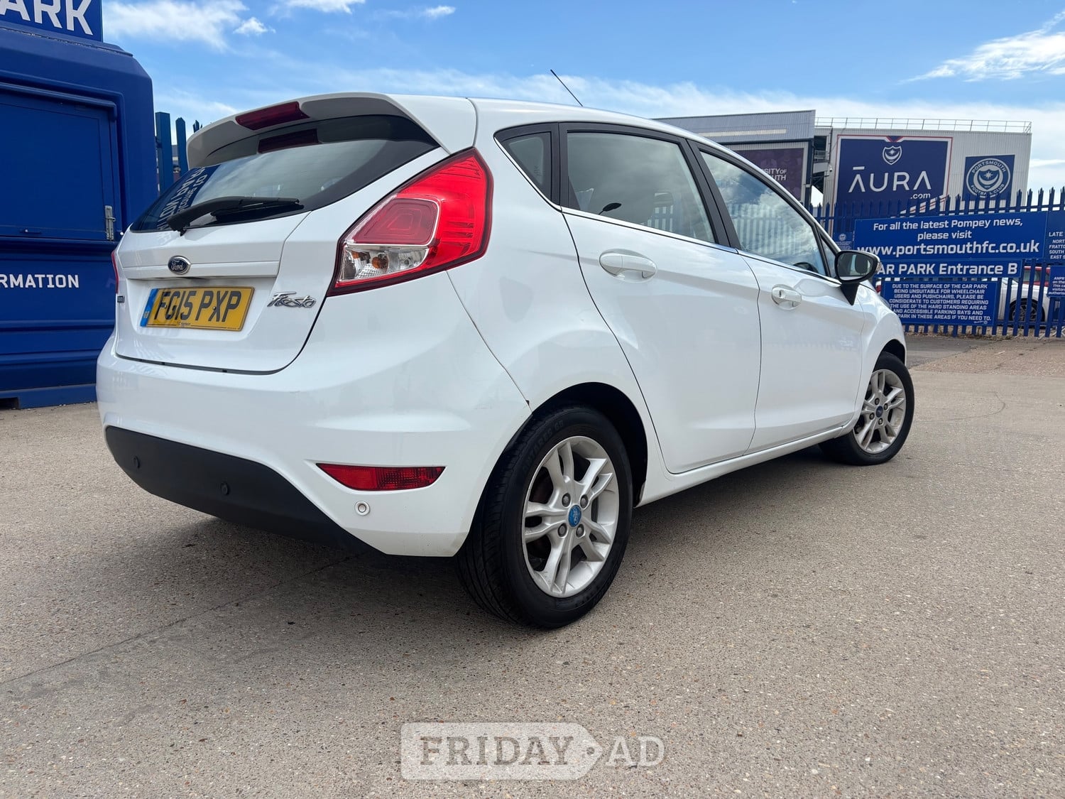 Ford Fiesta 2015 - Cars