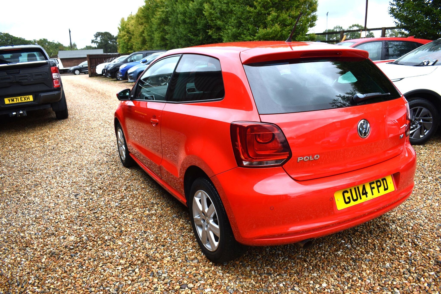 Volkswagen Polo 2014 - Cars in Guildford