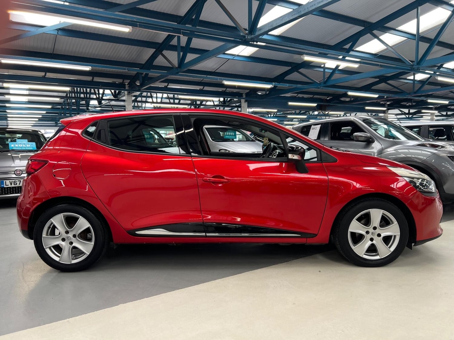 Renault Clio Bolton